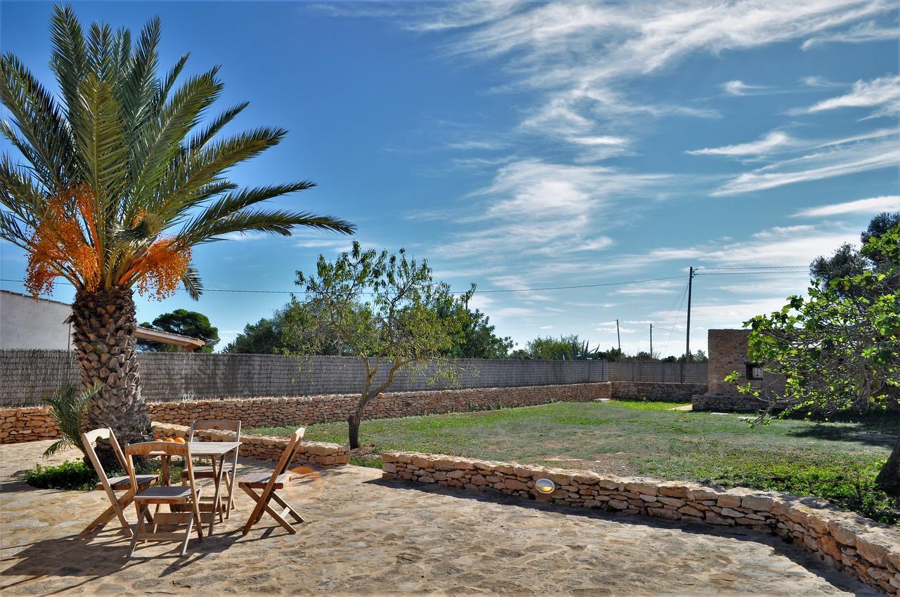 Siamoformentera Analissa Villa San Francisco Javier Luaran gambar