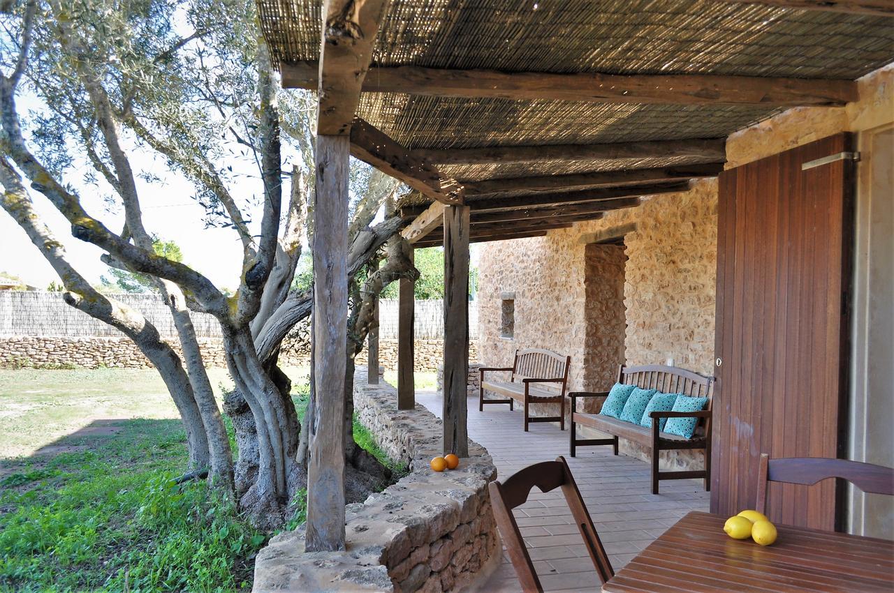 Siamoformentera Analissa Villa San Francisco Javier Luaran gambar
